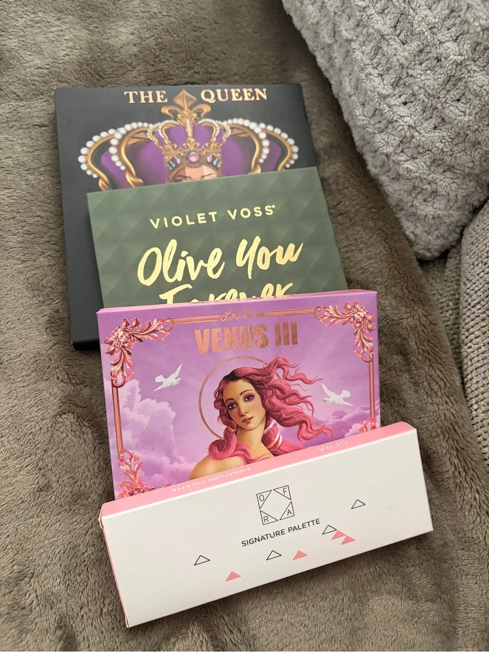 Independent brand eyeshadow grab bag